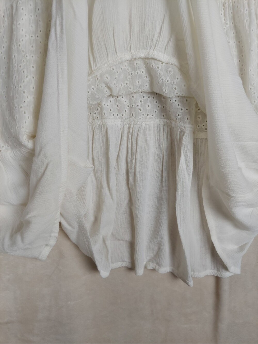 Sperry Boho Mini Dress Women's Medium Crinkled Gauze Eyelet Lace Tiered Festival - Picture 9 of 12